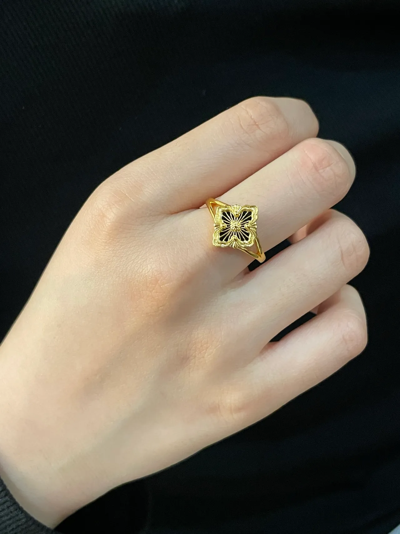 Gold-Tone Floral Quatrefoil Openwork Ring 9