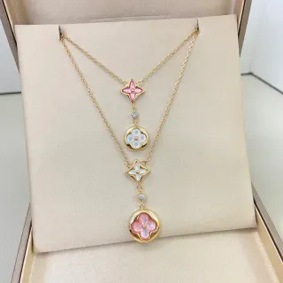 Colar com pendentif floral de esmalte em tom dourado com camadas