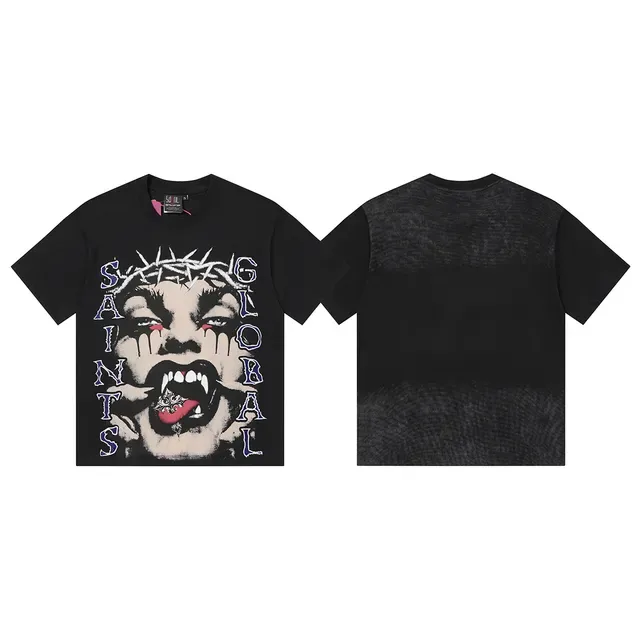 Graphic Crown of Thorns Vampire Print T-Shirt 2