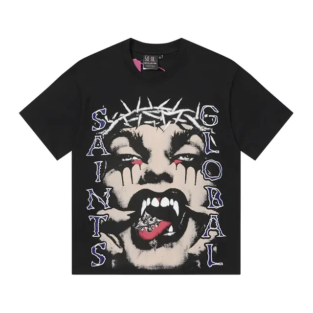 Graphic Crown of Thorns Vampire Print T-Shirt 3