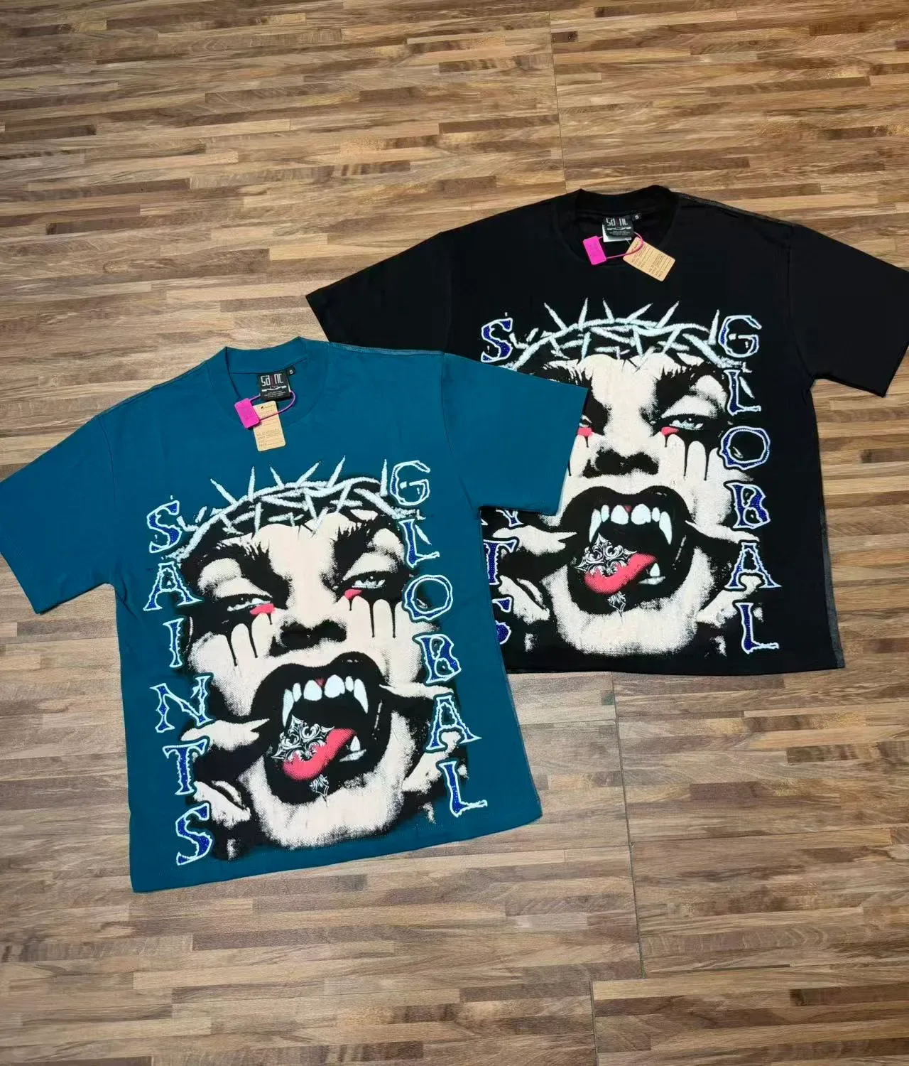 Graphic Crown of Thorns Vampire Print T-Shirt 8