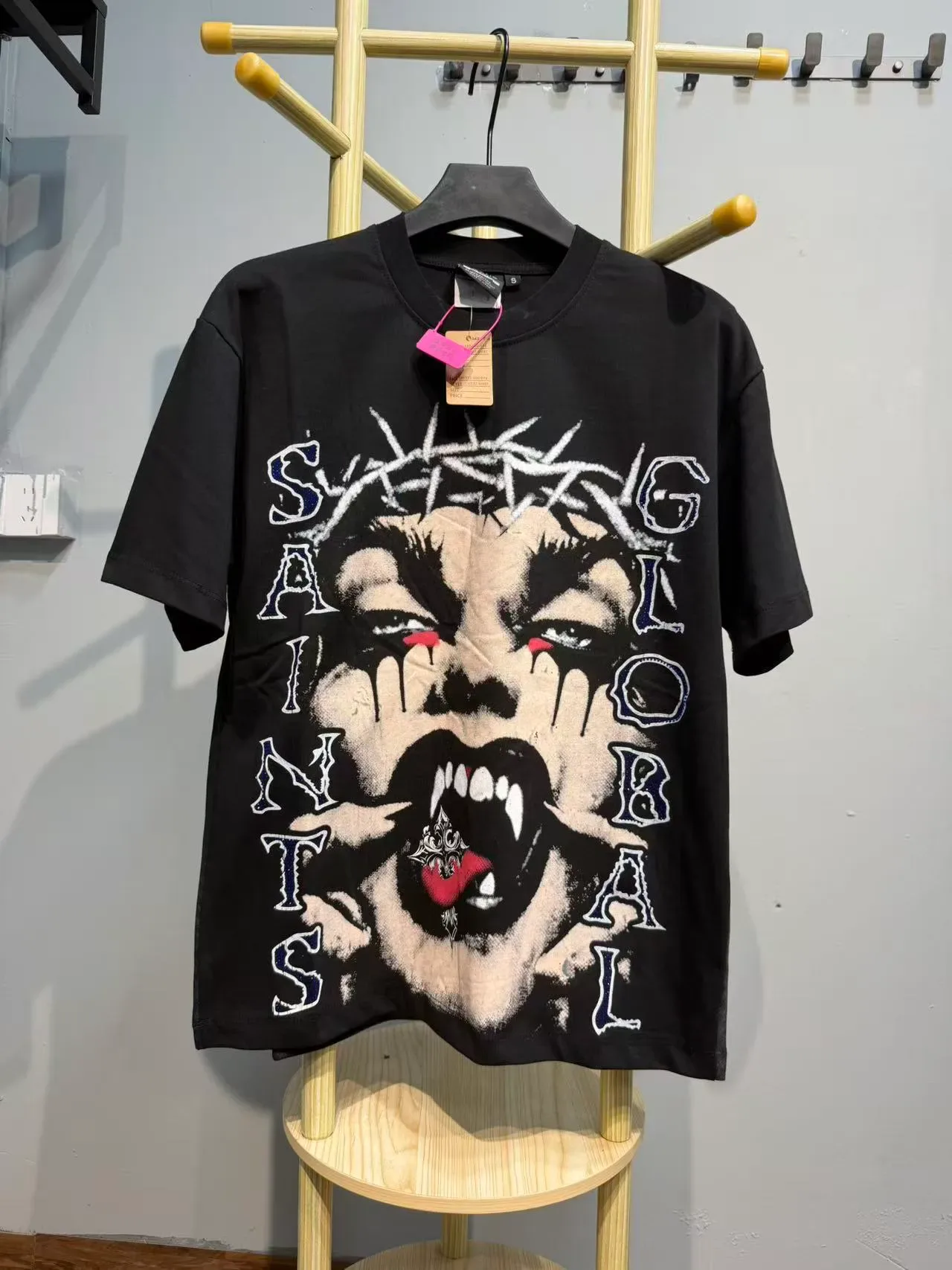 Graphic Crown of Thorns Vampire Print T-Shirt 11