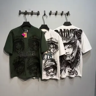 Camiseta oversized de cuello redondo con estampado gráfico