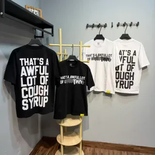 Camiseta oversize de cuello redondo con estampado gráfico