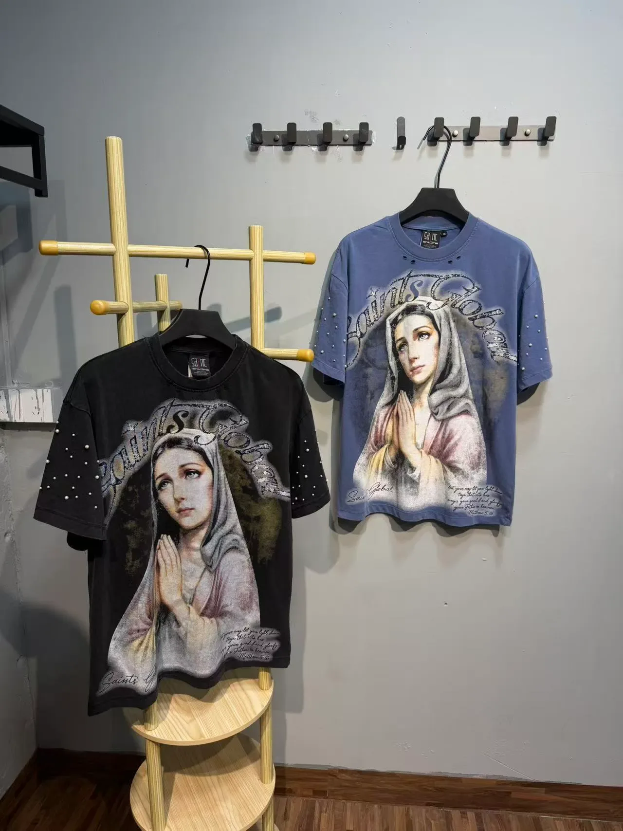 Graphic Print Rhinestone-Embellished Religious Icon T-Shirt 2