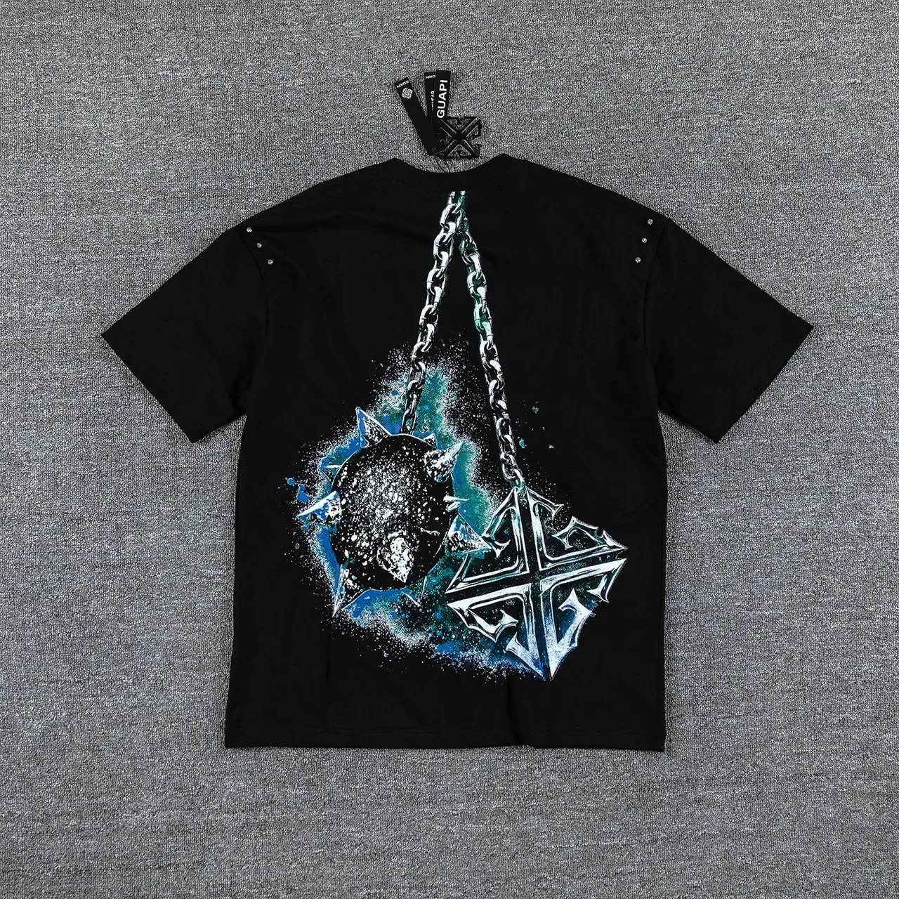 GUAPI Graphic-Print Studded Shoulders Black T-Shirt 3