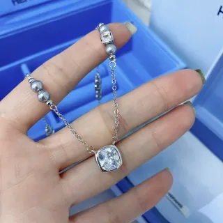HEFANG Collier Chaîne Gris Argent Cristal en Taille Cushion-Cut Carrée
