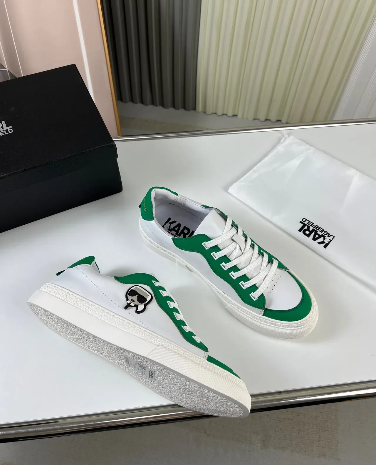 Karl Lagerfeld Karl Logo أبيض وأخضر أسلوب حياة رياضية 5