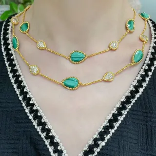 স্তরযুক্ত সোনালি ম্যালাকাইট ও প্যাভে পাথরের হার