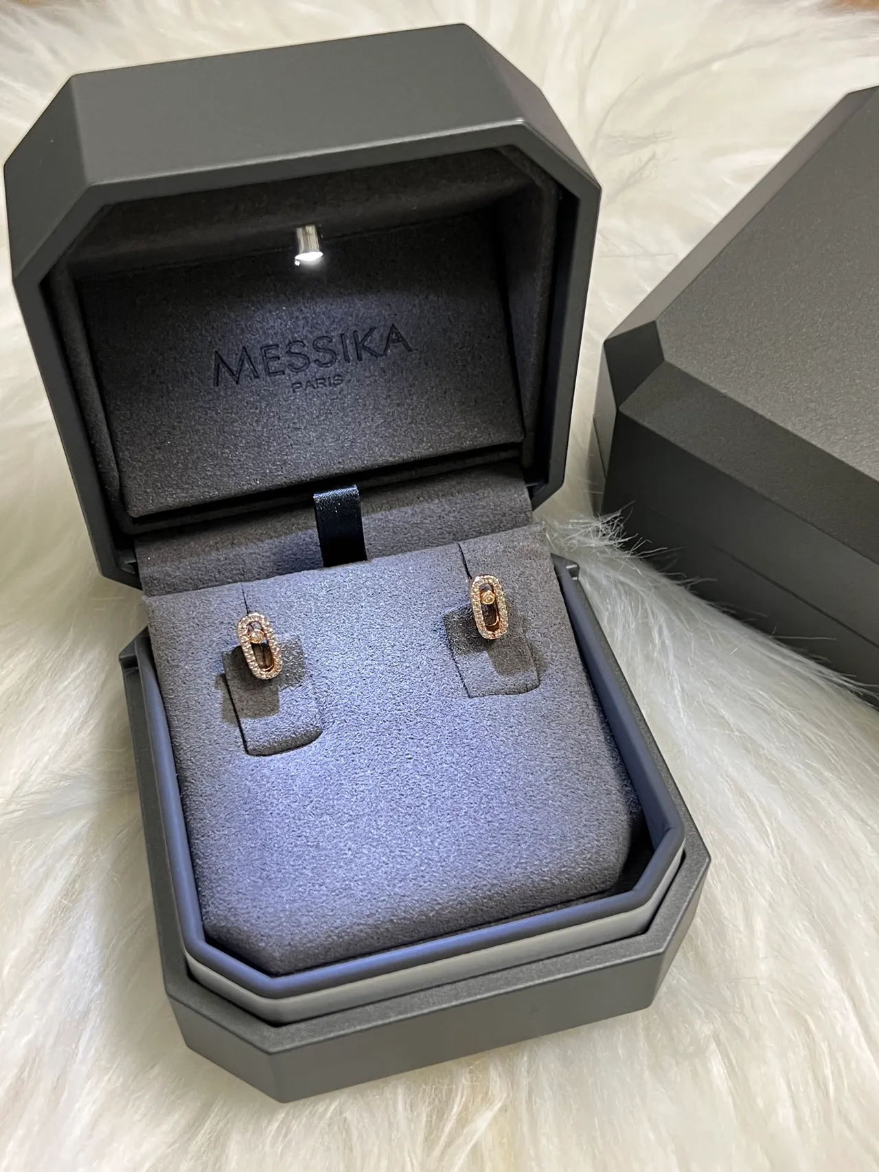 Messika Gray Silver Oval Pavé-Stud Metal Earrings 2
