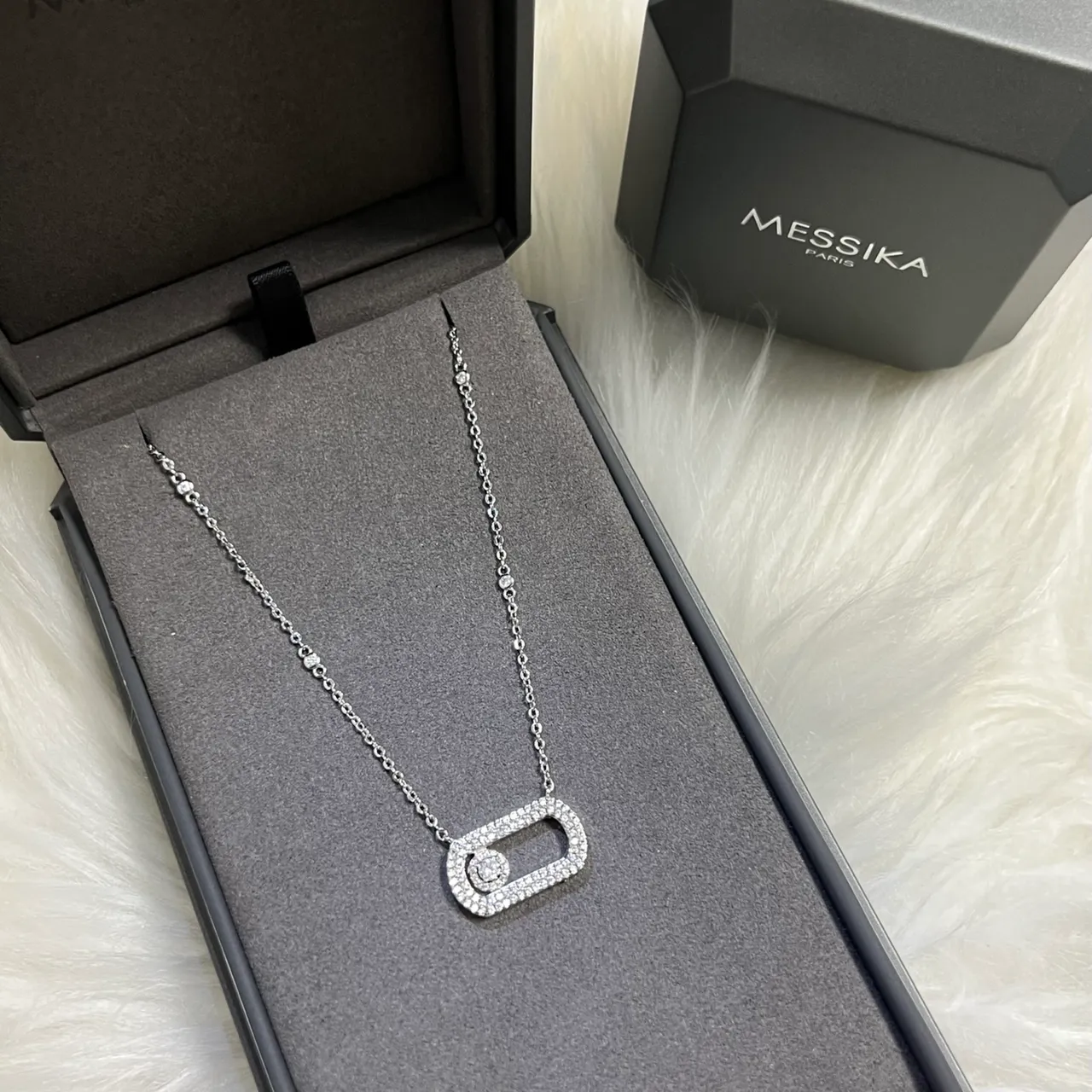 Messika Move Colar Retangular Pavé Diamante 4