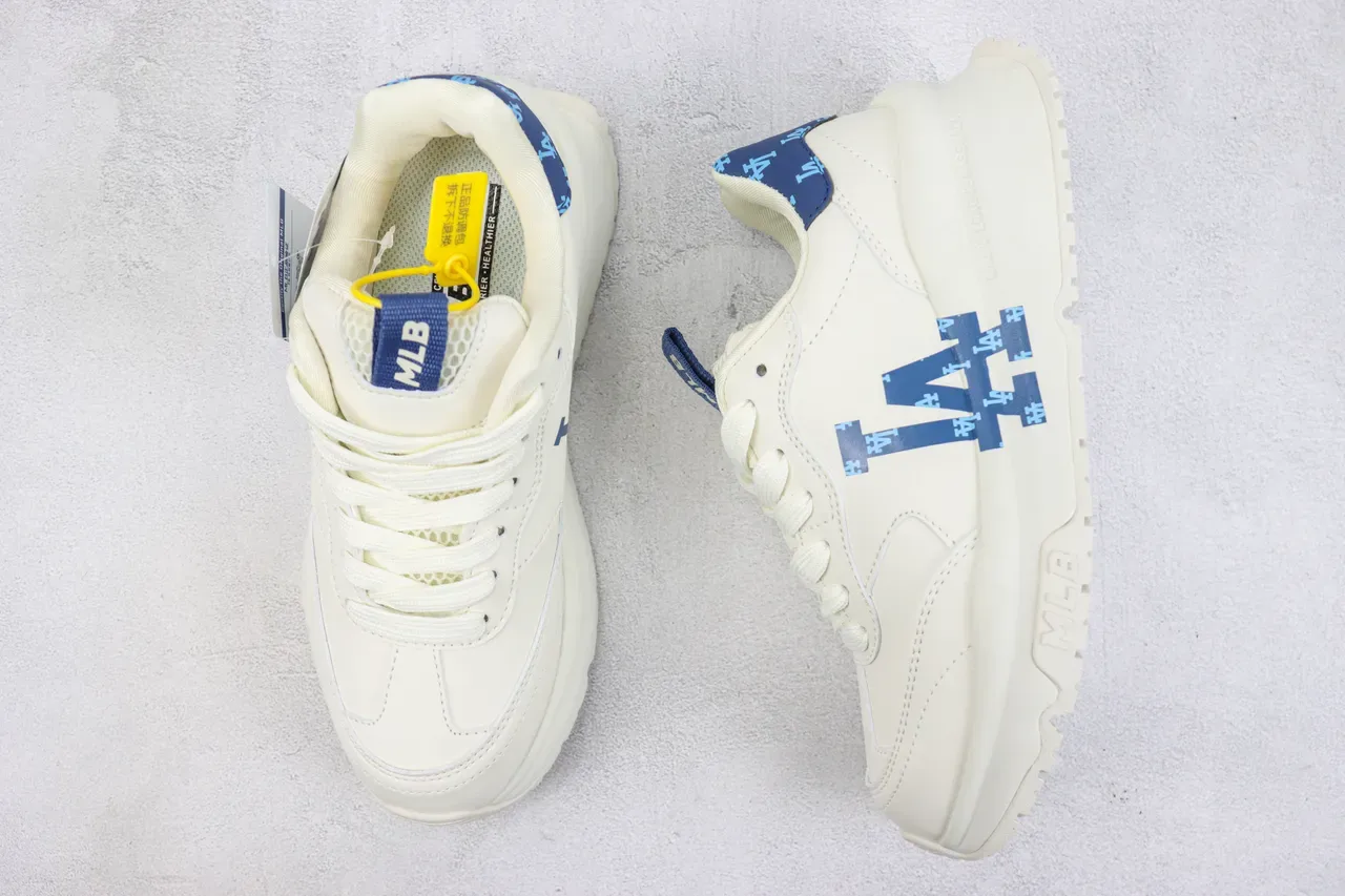 MLB LA Logo Chunky Lifestyle Sneaker 4