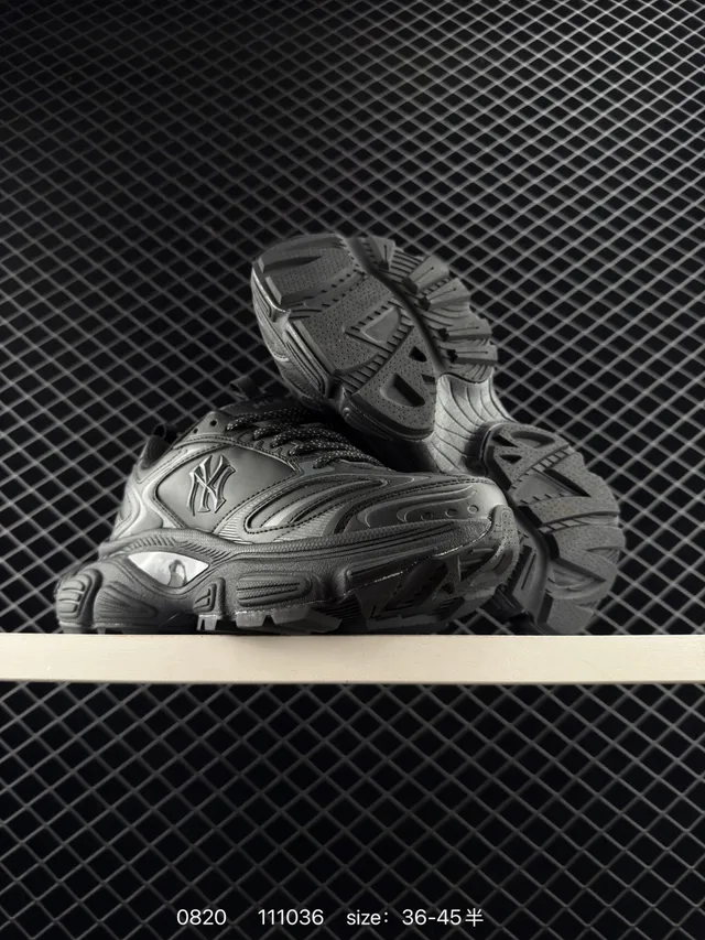 MLB Winner Chunky Black and Silver Chunky Sneakers 5
