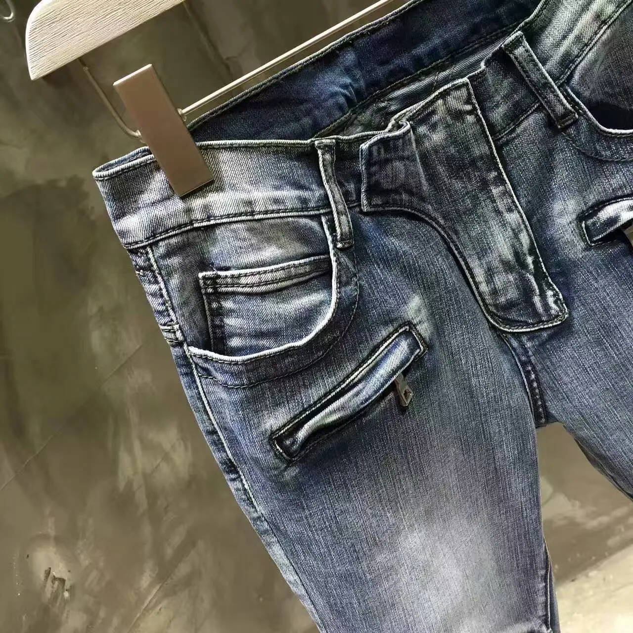 Moto-Style Panel de Rodilla Acolchado Jeans de Mezclilla Azul 4