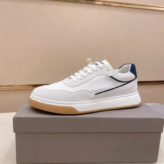 حذاء سنيكرز لايف ستايل أوف وايت و نافي منخفض مع تطريز