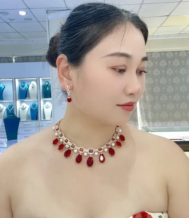 Red Teardrop Ruby and Pearl Pendant Necklace 2