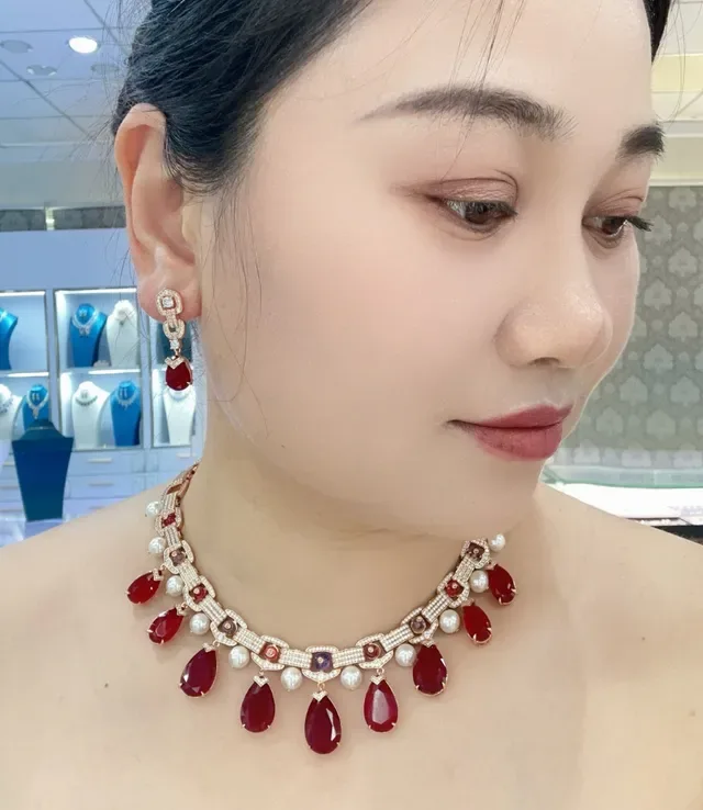 Red Teardrop Ruby and Pearl Pendant Necklace 4