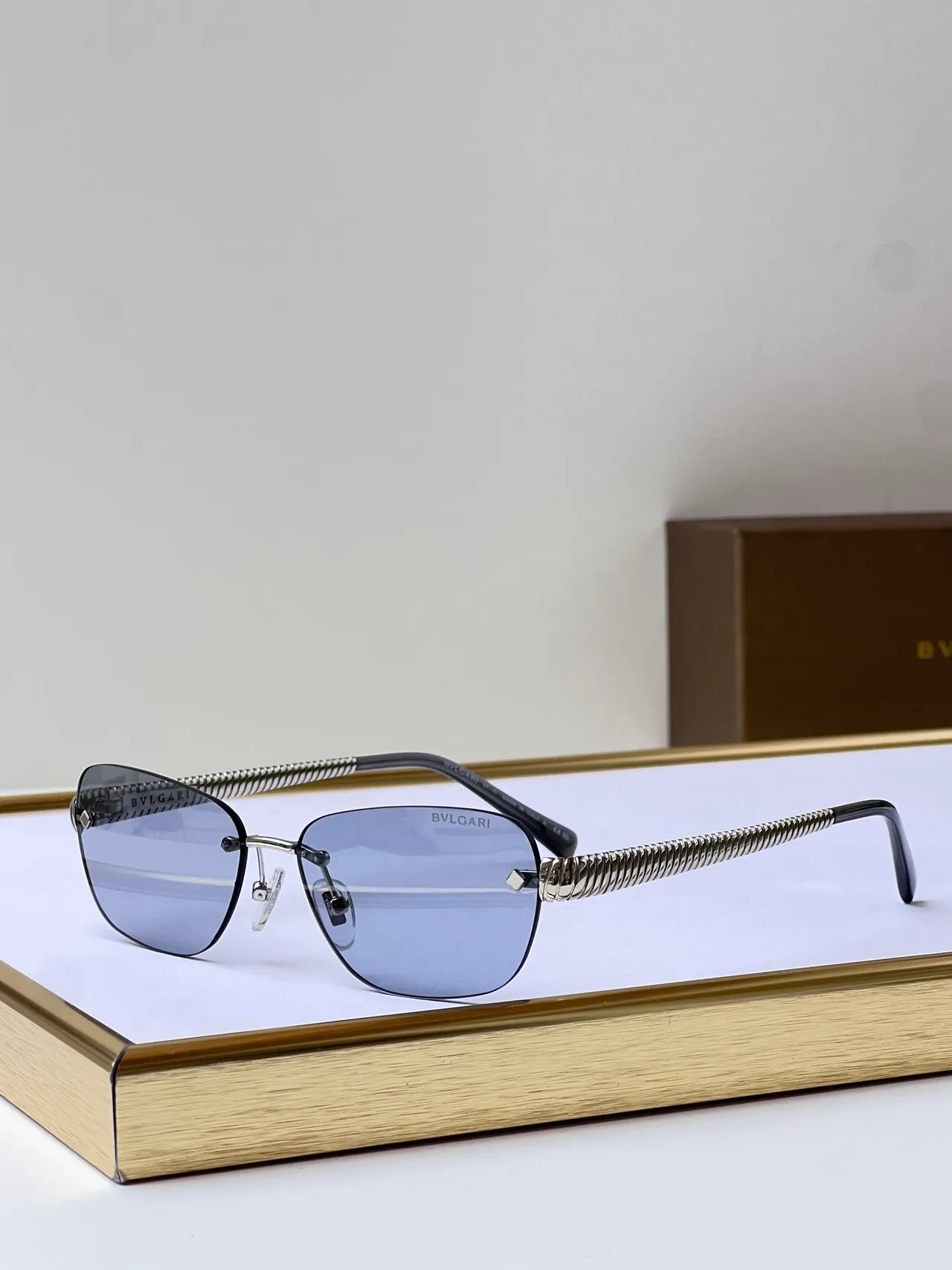 Rimless Rectangular Gold-Tone Sunglasses 2