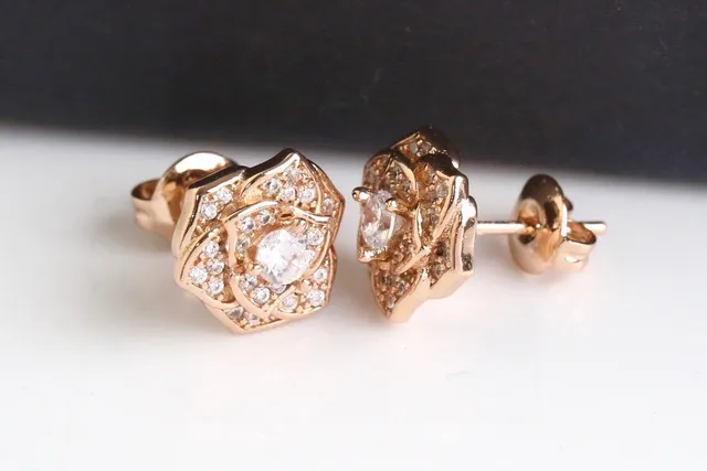 Rose Gold Floral Pavé Stud Earrings 4