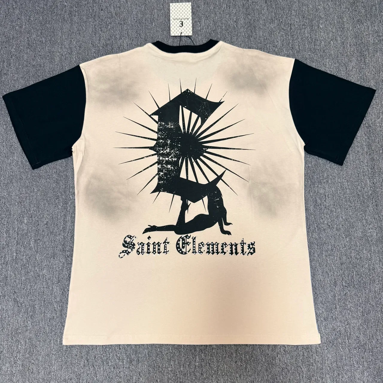 Saint Elements রিঙ্গার-স্টাইল অ্যাঞ্জেল প্রিন্ট টি-শার্ট 9