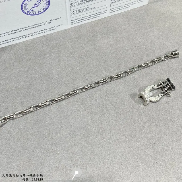 Silver Black Metal Pavé-Set White And Stones Bracelet 8