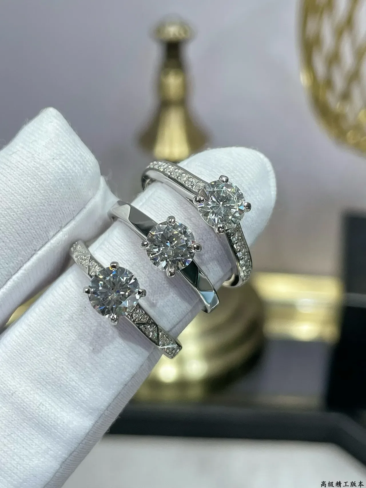 Silver Solitaire Center Stone Pavé-Set Shoulders Ring 3