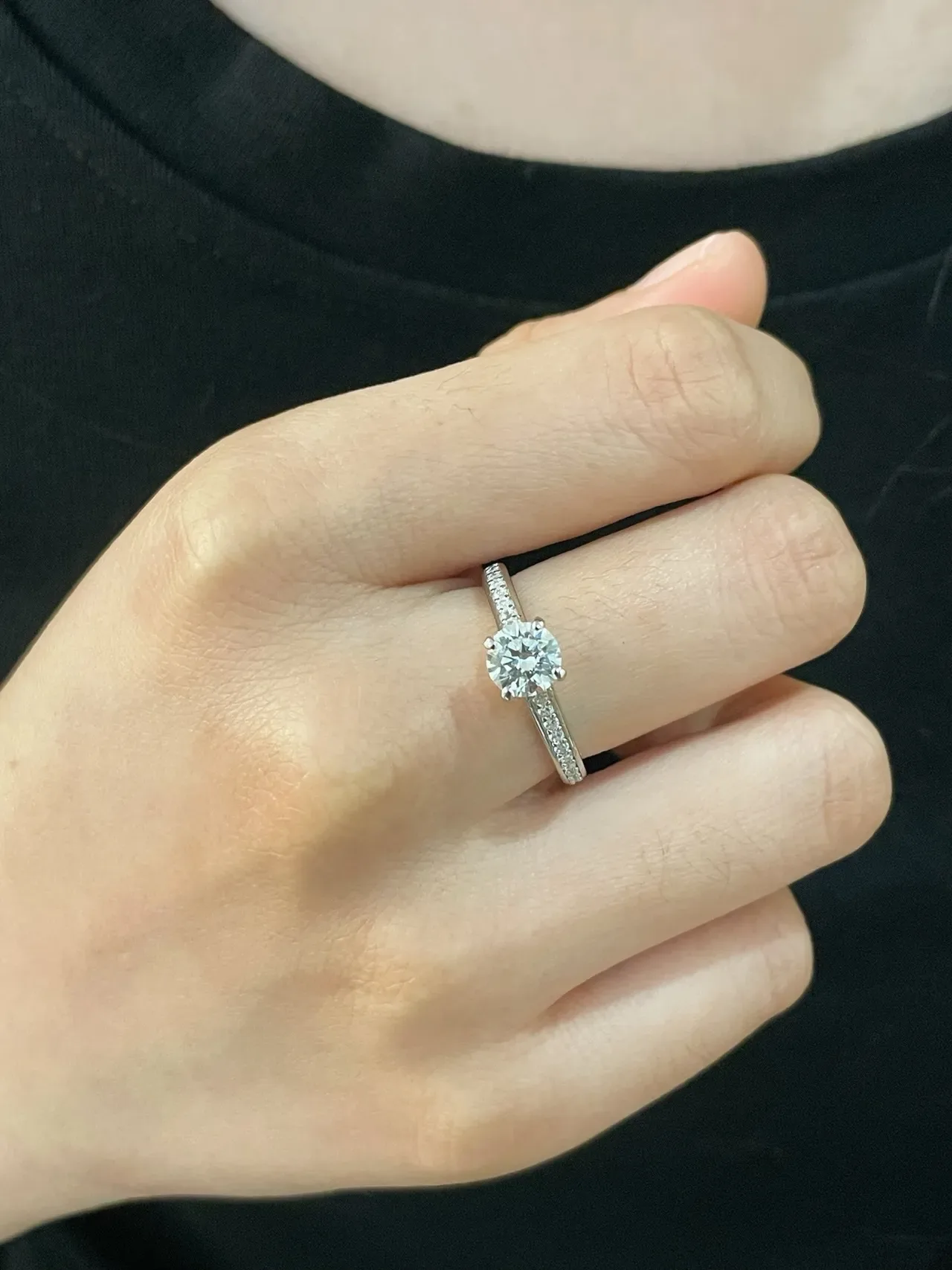 Silver Solitaire Center Stone Pavé-Set Shoulders Ring 8