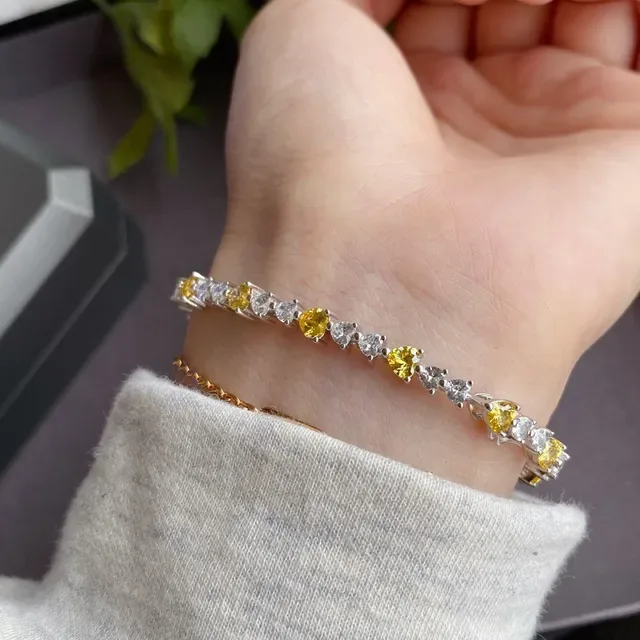 Pulseira tono plateado pedra coração amarelo e transparente alternante 6