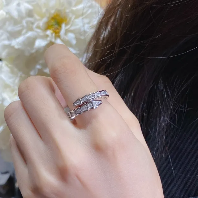 Snake-Inspired Segmented Pavé-Set Rings 9