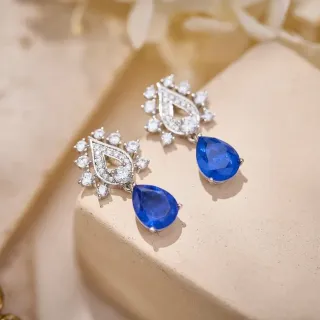 Brincos de gota com pedra azul e diamantes pavé