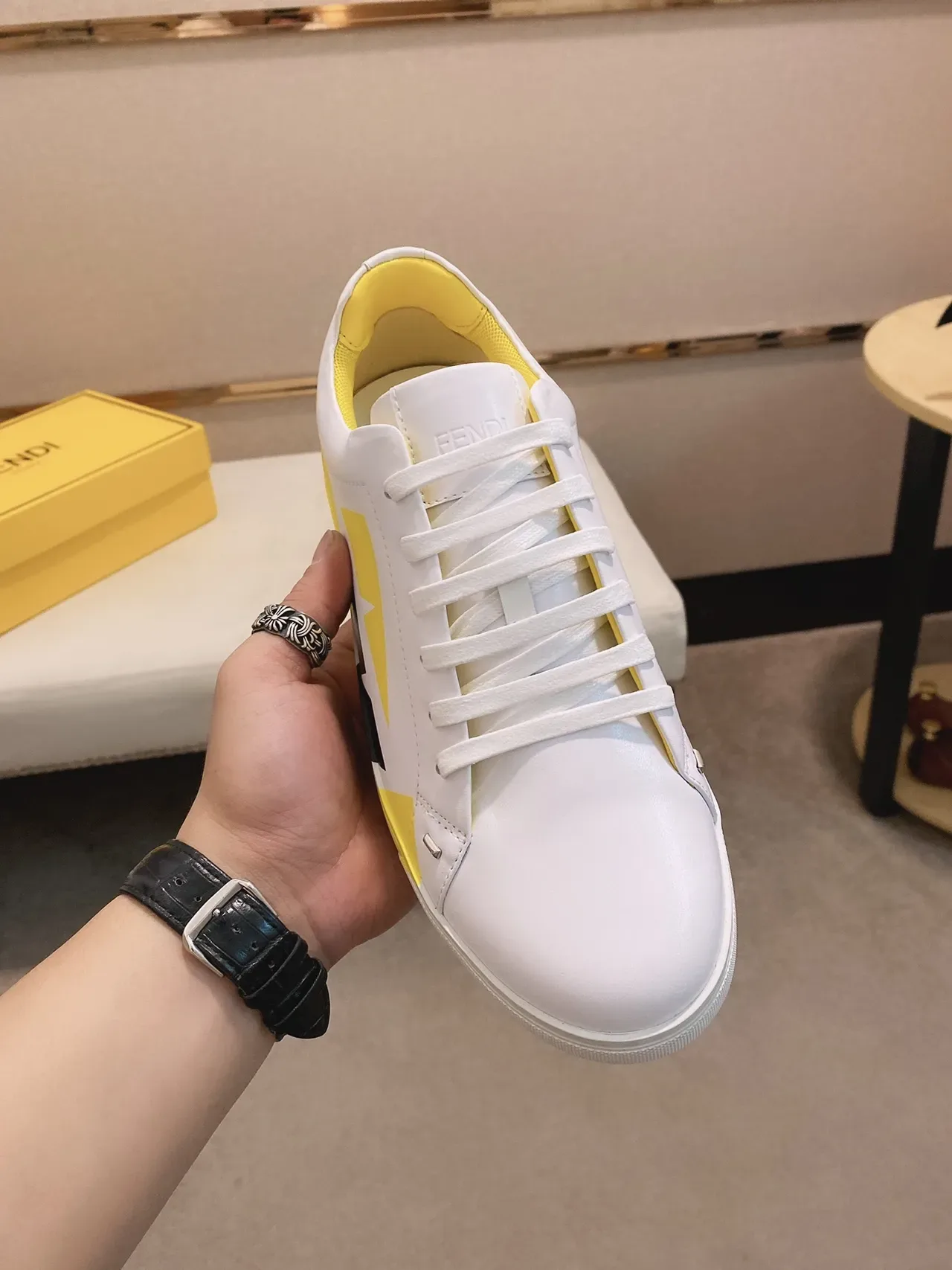 Sneaker Lifestyle Blanc et Jaune à Panel Géométrique, Low-Top 9
