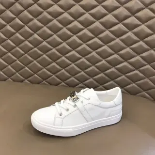 White Low-Top Smooth Leather Upper Sneakers