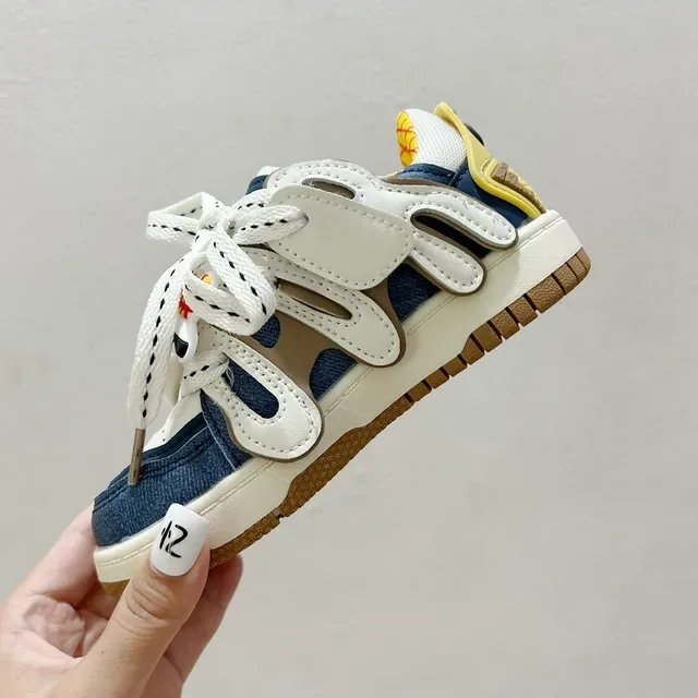 White Navy Low-Top Decorative Script Overlay Sneakers 13