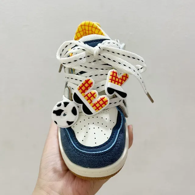 White Navy Low-Top Decorative Script Overlay Sneakers 14