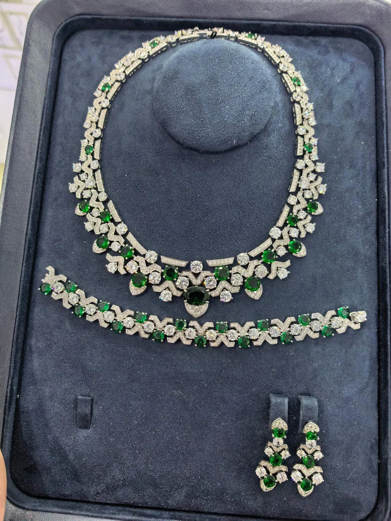 Yellow and White Gemstone Geometric Collar Necklace 2