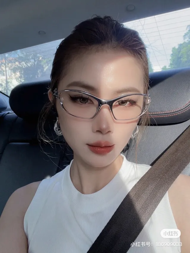 Gentle Monster Angular Metal Frame Optical Glasses 8