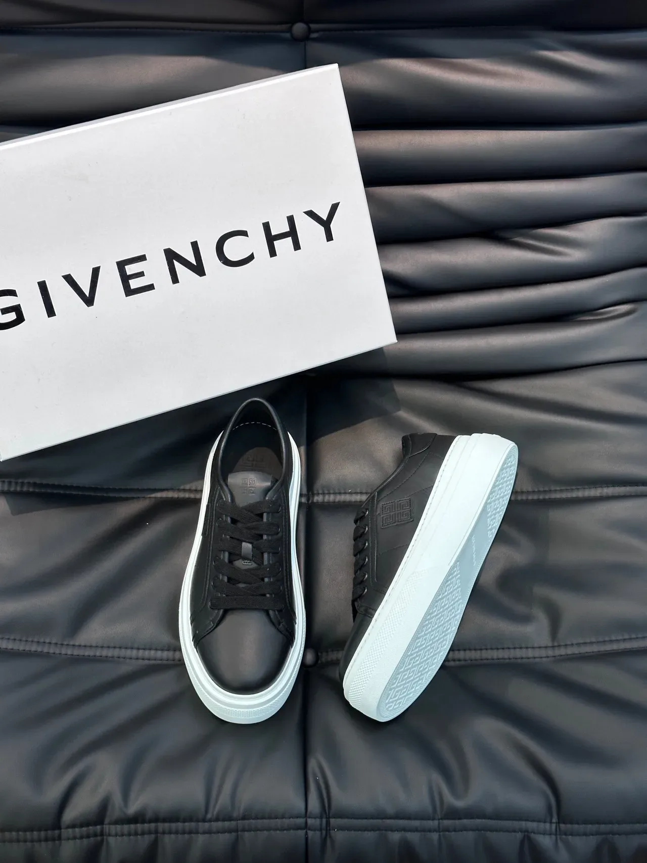 Givenchy City Sport কালো প্ল্যাটফর্ম লাইফস্টাইল স্নিকার 3