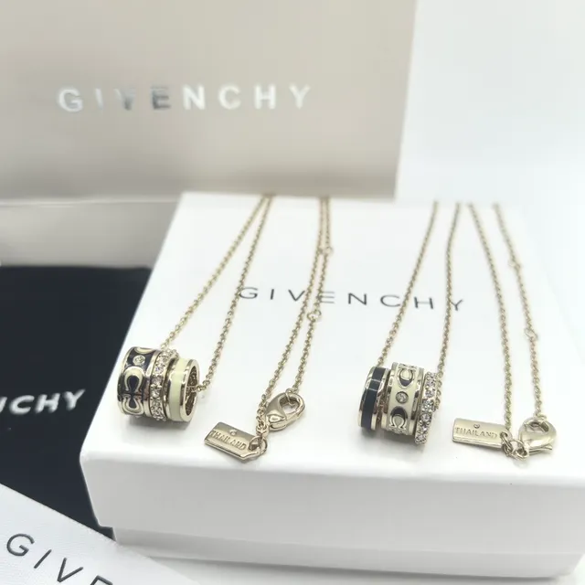 Givenchy Pandora فضي شفاف أسطواني متعدد الحلقات قلادة بافيه كريستال شريط قلادة 3