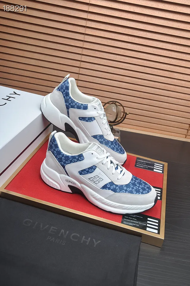 Givenchy Spectre Monogram Chunky Sneakers 7