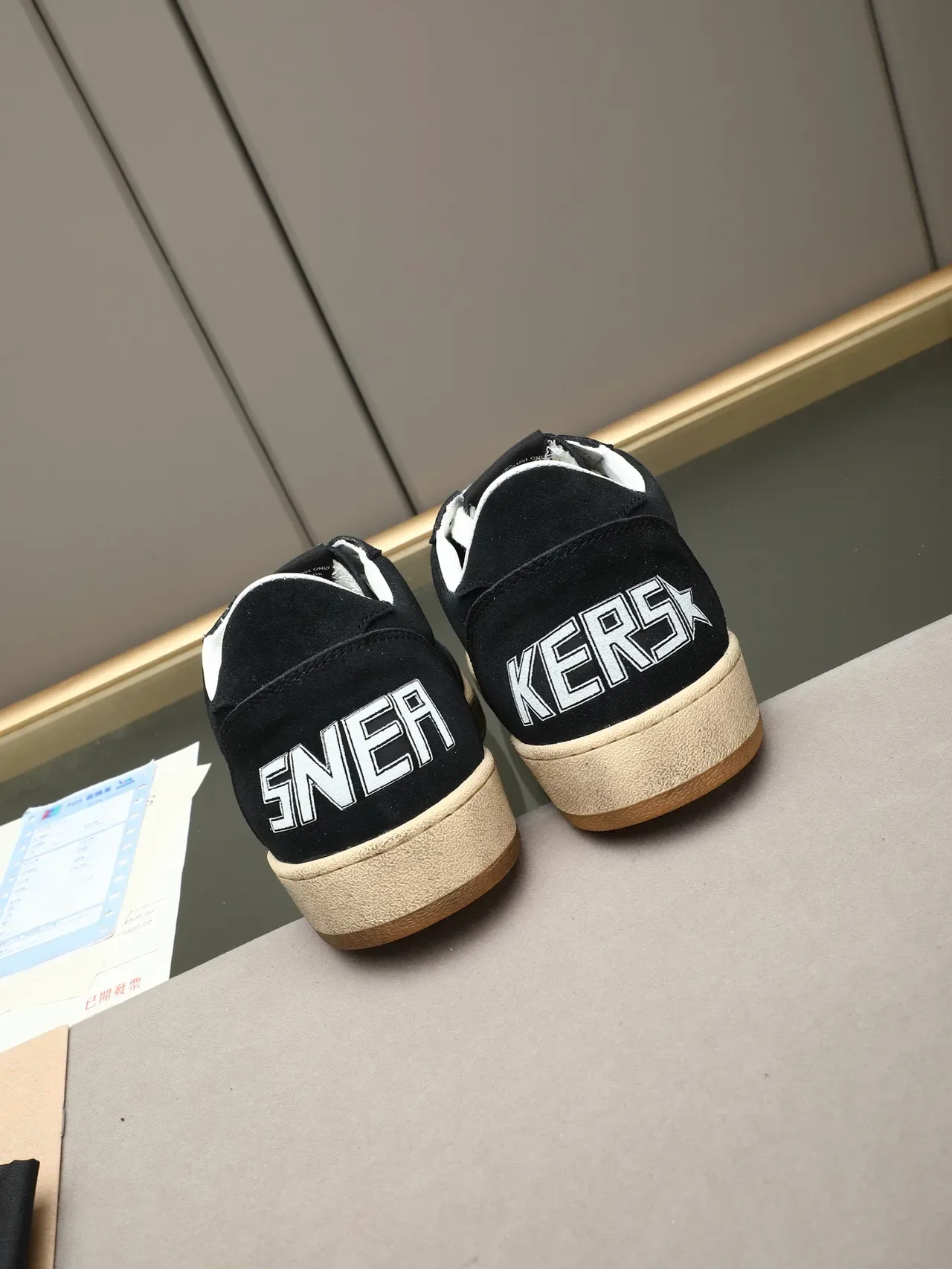 Golden Goose Ball Star কালো সুড সাদা স্টার লাইফস্টাইল স্নিকার্স 4