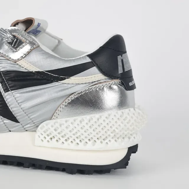 Golden Goose Runner Zapatillas Lifestyle Metálicas Plata Negro Estrella 4
