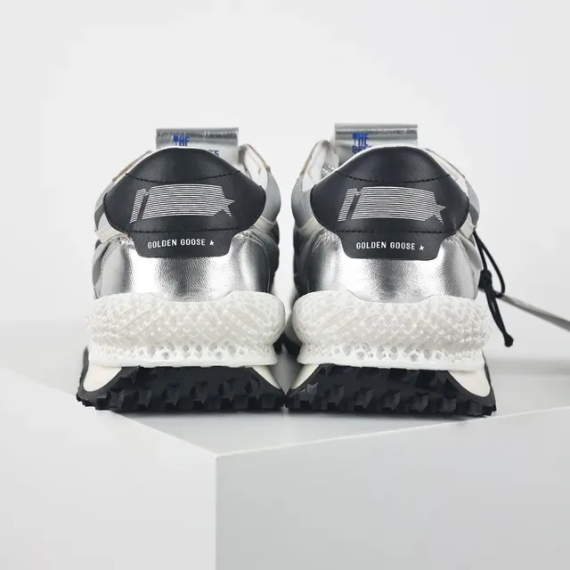 Golden Goose Runner Zapatillas Lifestyle Metálicas Plata Negro Estrella 8