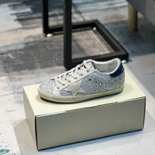 Golden Goose Superstar Prata Brilhante Marinho Salto sneakers lifestyle