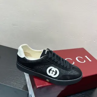 Gucci Ace Zapatillas Lifestyle de Lona y Suede Negro con Monograma