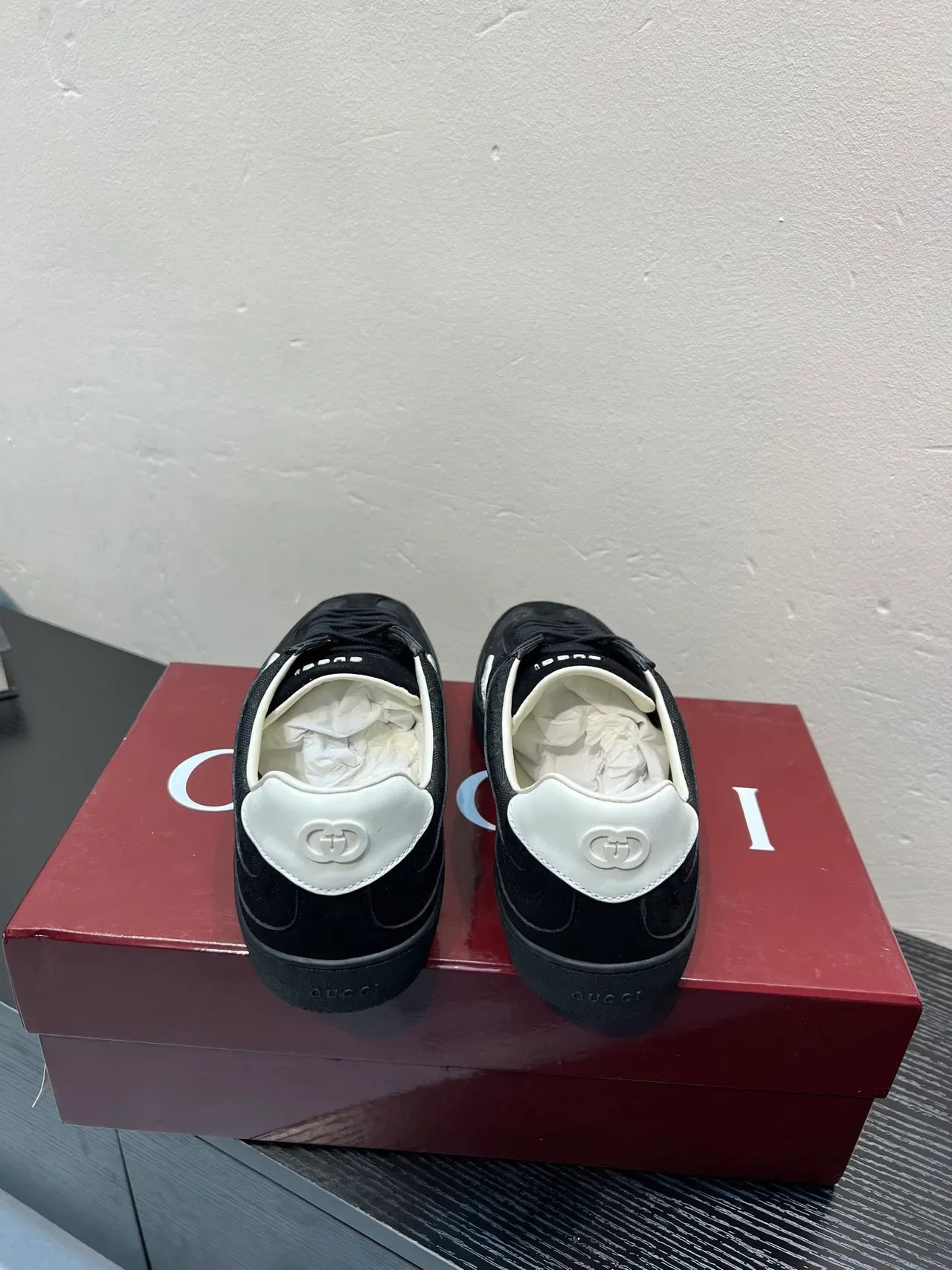 Gucci Ace Zapatillas Lifestyle de Lona y Suede Negro con Monograma 6