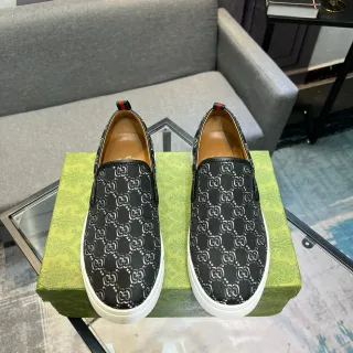 Gucci Ace GG Monogram 低帮休闲鞋