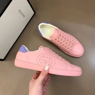 Gucci Ace rosa y lavanda perforado logo lifestyle zapatillas