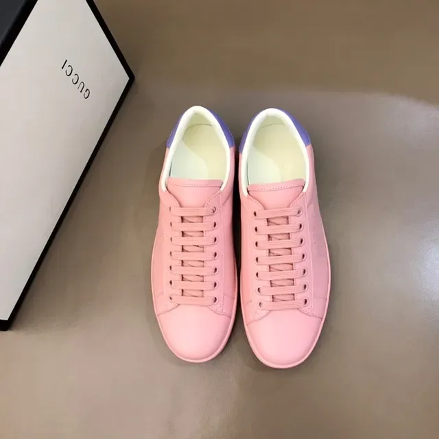 Gucci Ace rose et lavande perforé logo lifestyle sneakers 9