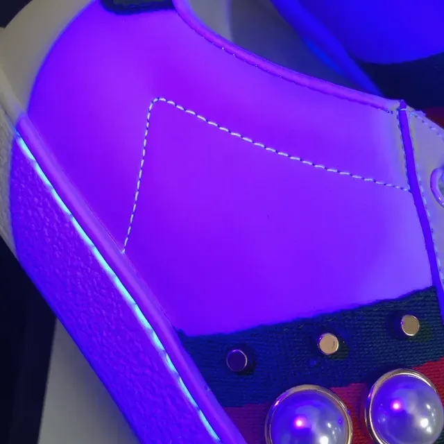 Gucci Ace Spike Pearl White tênis lifestyle 5