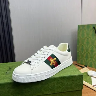 Gucci Ace 白绿红 Web Stripe Bee Embroidery 生活方式运动鞋